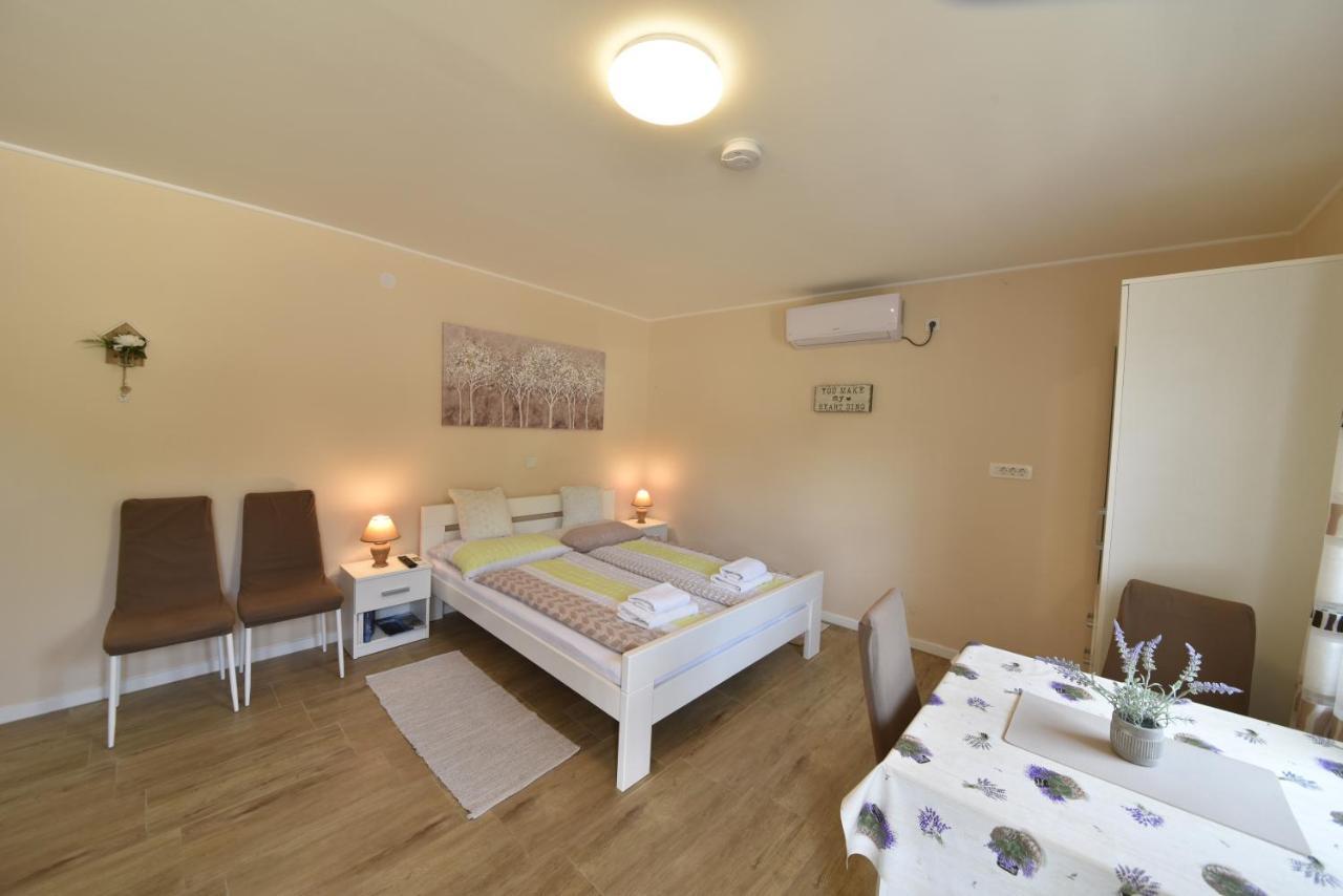 Lea Apartment Kastav Exterior photo